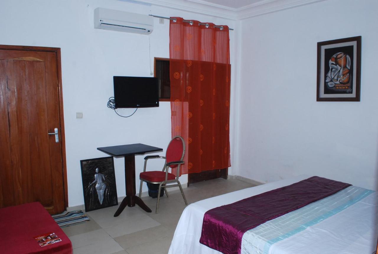 Senateur Hotel Agontinkon Cotonou Exterior foto