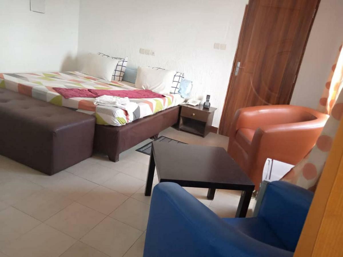 Senateur Hotel Agontinkon Cotonou Exterior foto